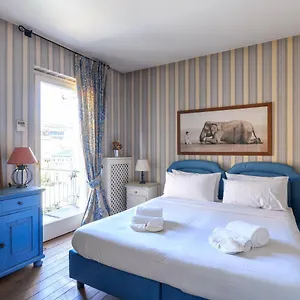  Appartement Montenapoleone-duomo Attico Di Lusso E Parcheggio Privato Italie